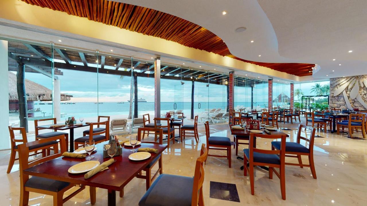 Grand Park Royal Cozumel Hotel Екстериор снимка Restaurant at the hotel